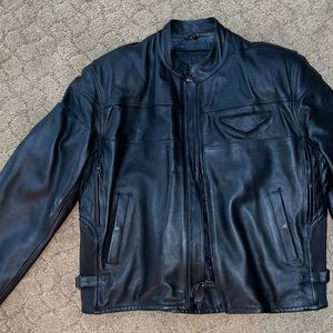 Men’s 2XL gently worn authentic Harley Davidson Leather Jacket